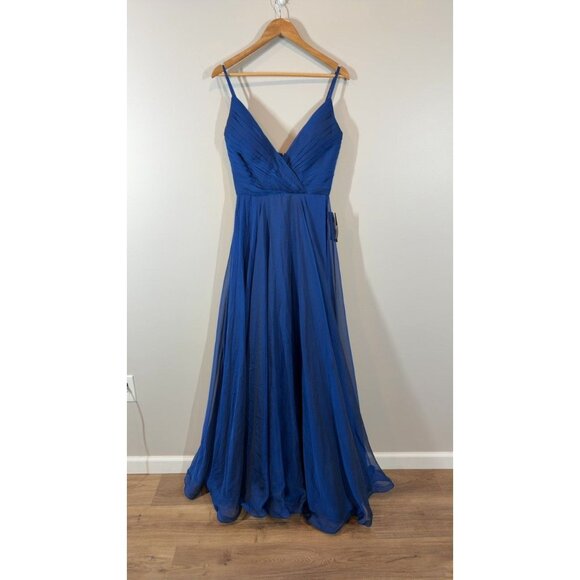 La Femme Royal Blue Formal Evening Gown Dress Size 6 Spaghetti Strap V-Neck - Picture 2 of 8